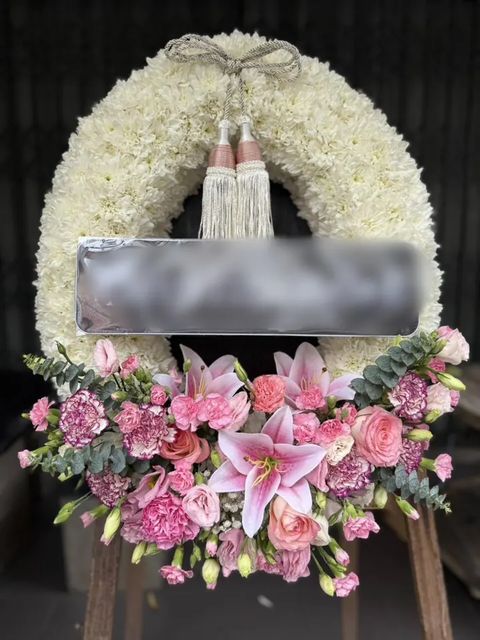 พวงหรีดลิลลี่ โทนชมพูขาว