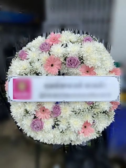 พวงหรีดกุหลาบ โทนขาวชมพูม่วง