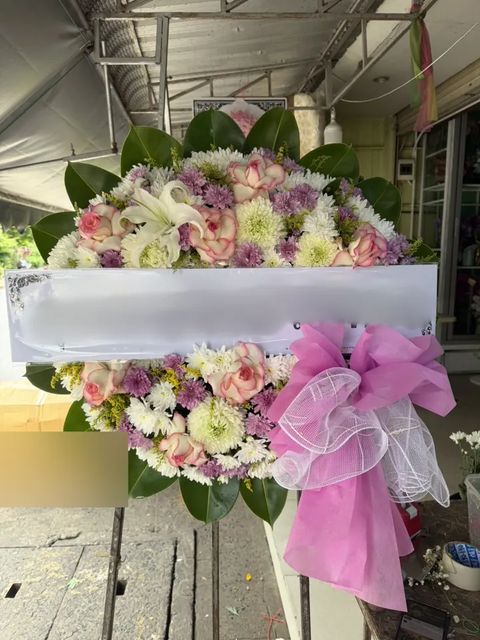 พวงหรีดลิลลี่ โทนชมพูขาวม่วง