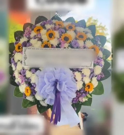 พวงหรีดทานตะวัน โทนม่วงเหลืองขาว