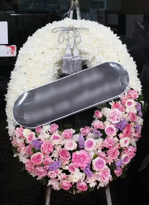 พวงหรีดกุหลาบ โทนขาวชมพูม่วง
