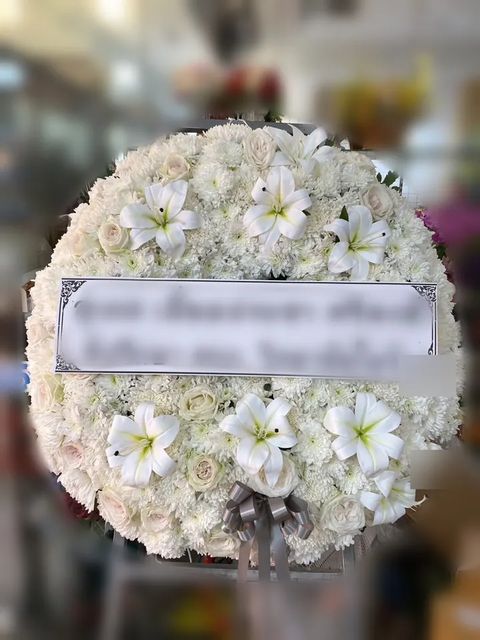 พวงหรีดลิลลี่ โทนขาวล้วน