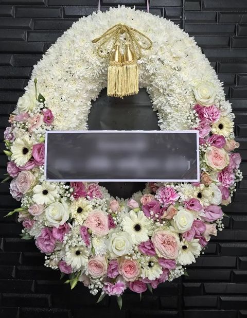พวงหรีดกุหลาบ โทนขาวชมพูม่วง