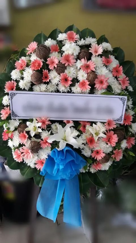 พวงหรีดลิลลี่ โทนชมพูขาว
