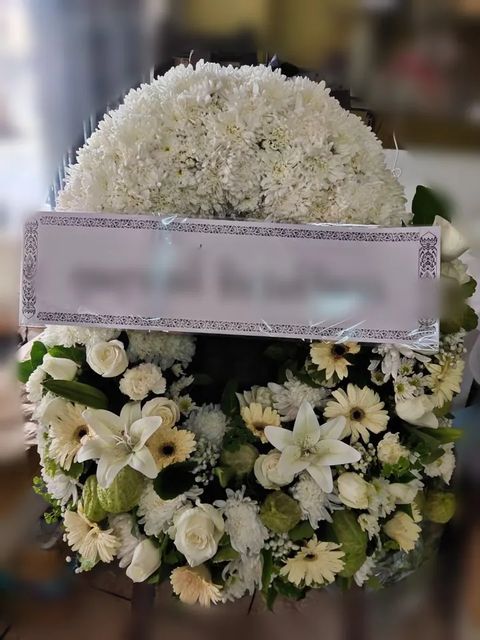พวงหรีดลิลลี่ โทนเขียวขาว