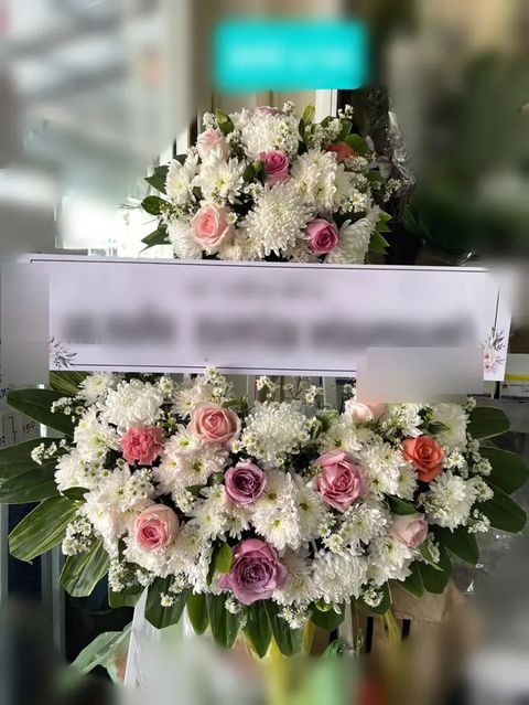 พวงหรีดกุหลาบ โทนขาวชมพูม่วง