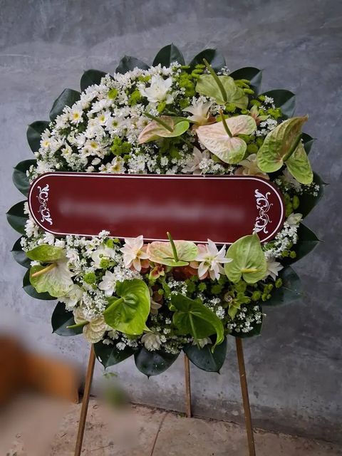 พวงหรีดหน้าวัว โทนเขียว
