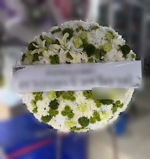 พวงหรีดลิลลี่ โทนเขียวขาว