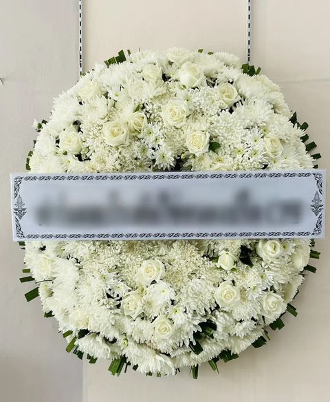 พวงหรีดกุหลาบ โทนเขียวขาว