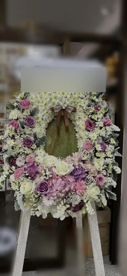 พวงหรีดกุหลาบ โทนม่วงชมพู