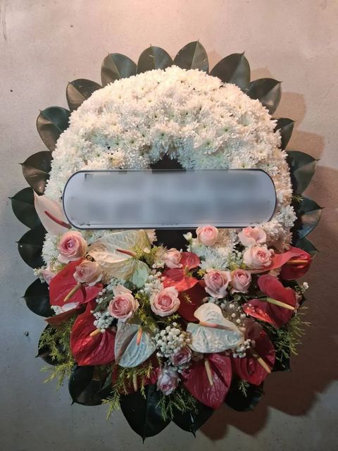 พวงหรีดกุหลาบ โทนขาวชมพู