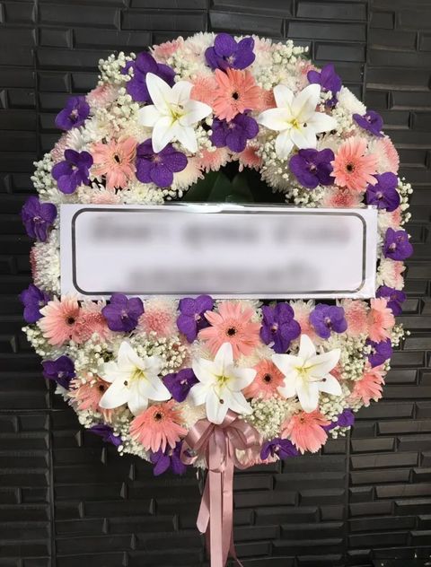 พวงหรีดกล้วยไม้ โทนขาวชมพูม่วง