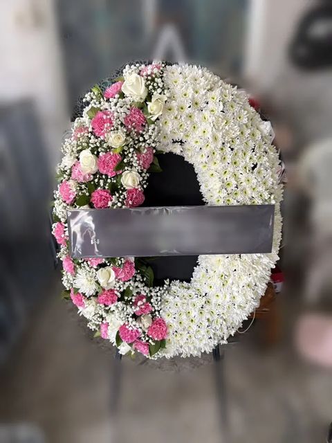 พวงหรีดกุหลาบ โทนขาวชมพู