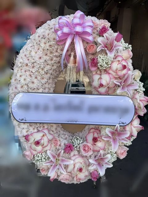 พวงหรีดลิลลี่ โทนชมพู