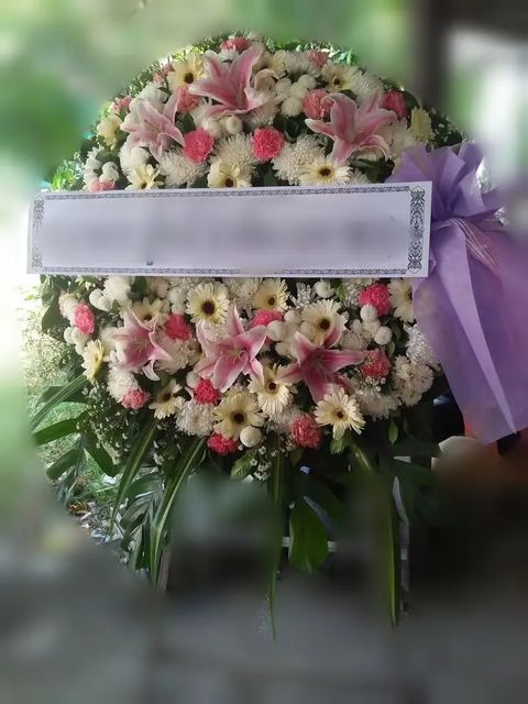 พวงหรีดลิลลี่ โทนม่วงขาวชมพู