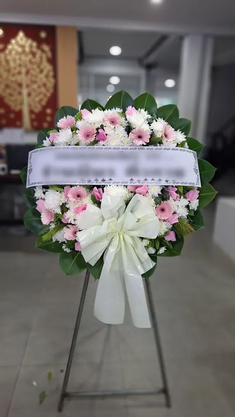 พวงหรีดกุหลาบ โทนขาวชมพู