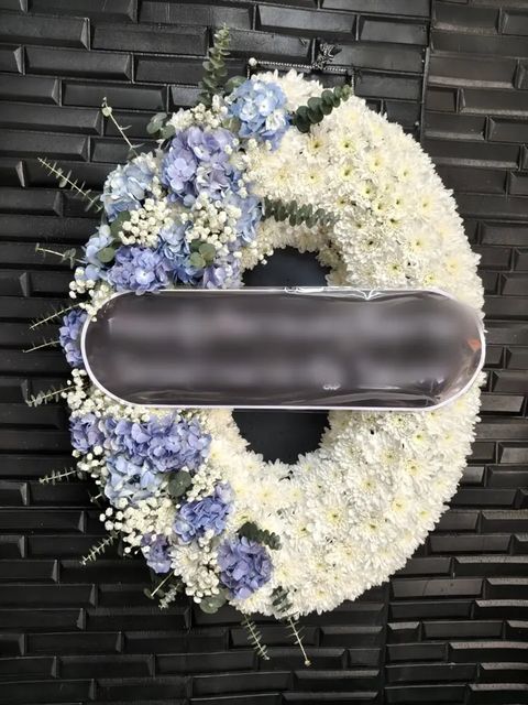 พวงหรีดไฮเดรนเยีย โทนฟ้าขาว