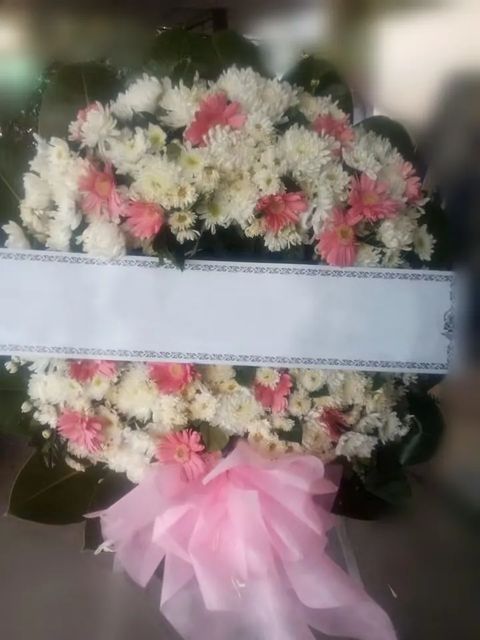 พวงหรีดเยอบีร่า โทนชมพูขาว