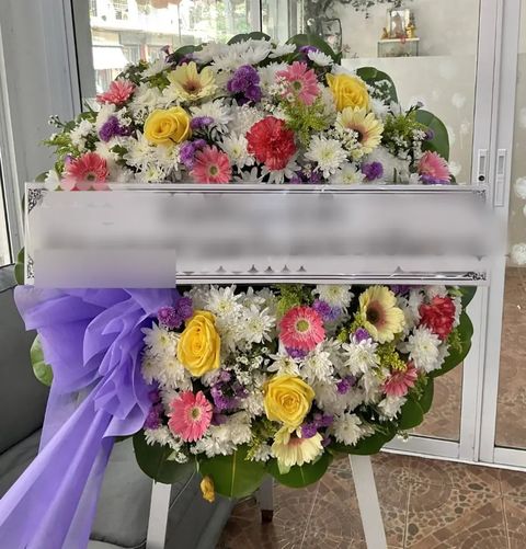 พวงหรีดกุหลาบ โทนม่วง