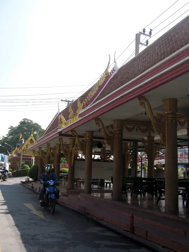 วิหารวัดลานบุญ เขตลาดกระบัง กรุงเทพมหานคร