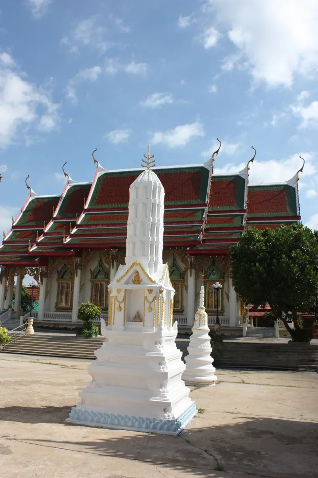อุโบสถวัดลาดกระบัง เขตลาดกระบัง กรุงเทพมหานคร