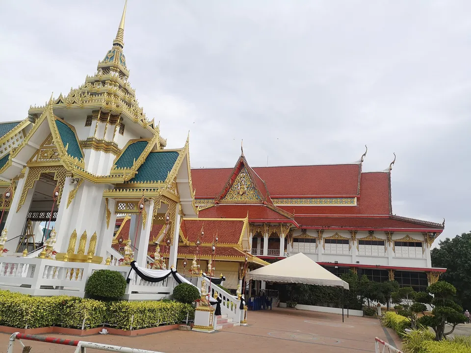 อุโบสถวัดตะกล่ำ เขตประเวศ กรุงเทพมหานคร